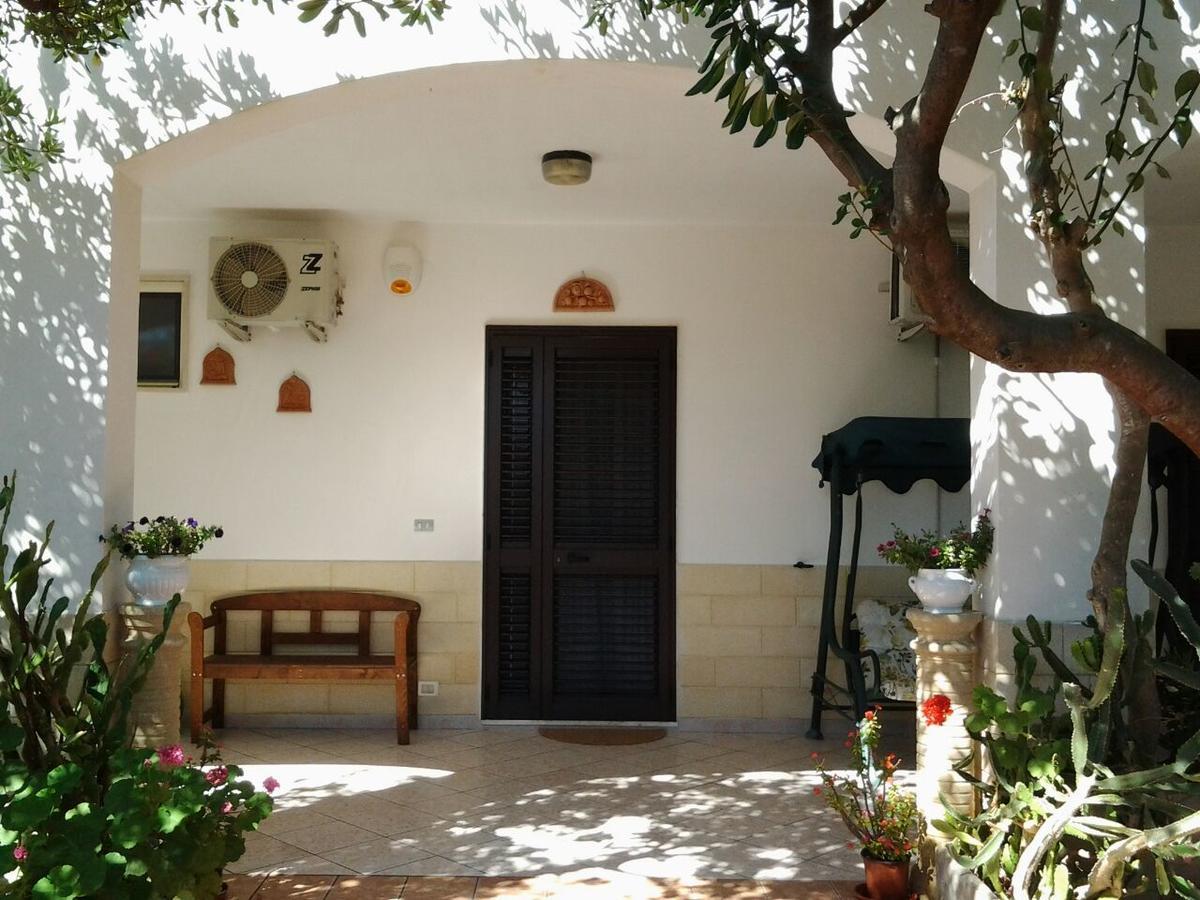 B&B Il Melograno Salento Torre Inserraglio ภายนอก รูปภาพ
